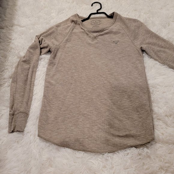 Long sleeve American Eagle Outfitters sweatshirt - Picture 3 of 4